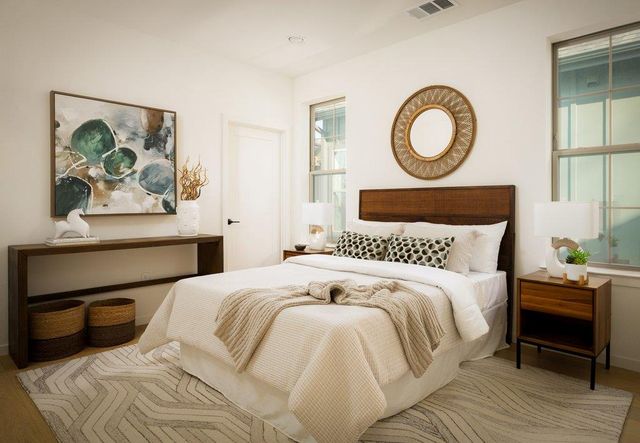 3500 Pecan Springs RD 13, Austin, TX 78723