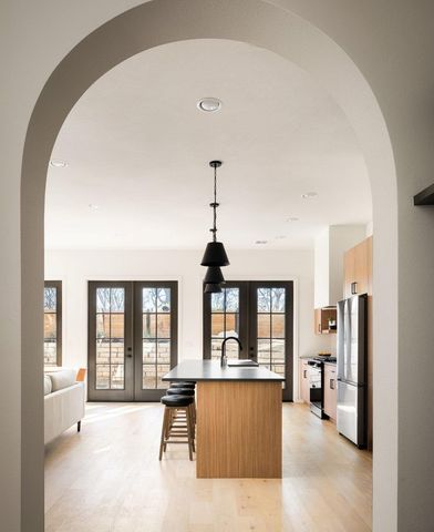 3500 Pecan Springs RD 13, Austin, TX 78723