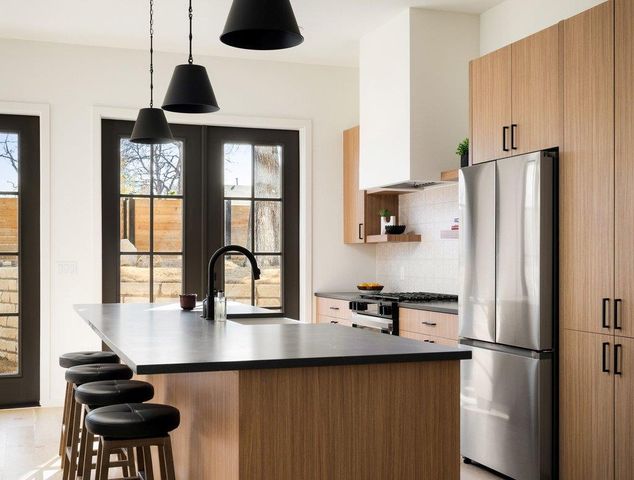 3500 Pecan Springs RD 13, Austin, TX 78723