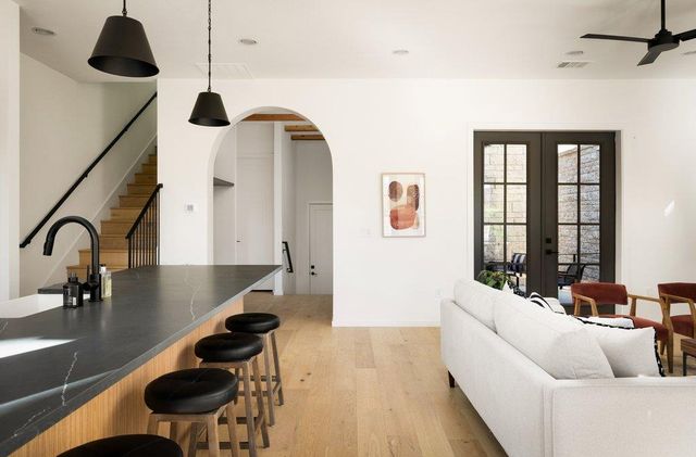 3500 Pecan Springs RD 13, Austin, TX 78723