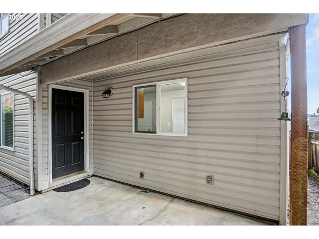 6049 FIRCREST St, Salem, OR 97306