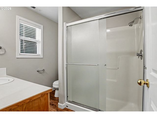 6049 FIRCREST St, Salem, OR 97306