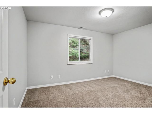 6049 FIRCREST St, Salem, OR 97306