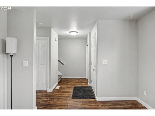 6049 FIRCREST St, Salem, OR 97306