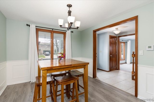 4 Gina Mdws Meadow, Amherst, NY 14051