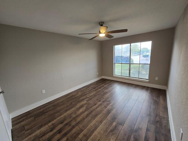 250 El Dorado Boulevard 101, Houston, TX 77598