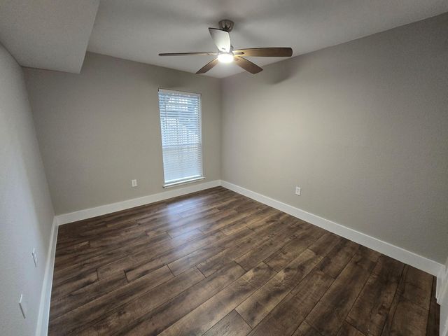 250 El Dorado Boulevard 101, Houston, TX 77598