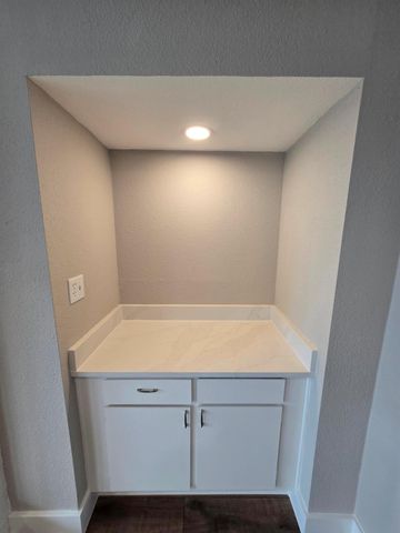 250 El Dorado Boulevard 101, Houston, TX 77598