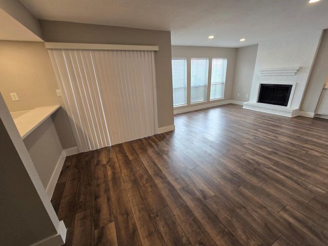 250 El Dorado Boulevard 101, Houston, TX 77598