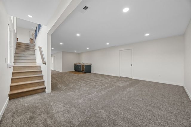 1525 3rd Street SW, Mt Vernon, IA 52314