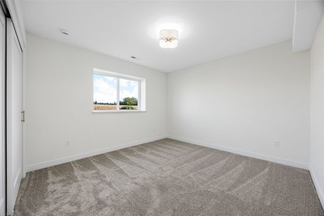 1525 3rd Street SW, Mt Vernon, IA 52314