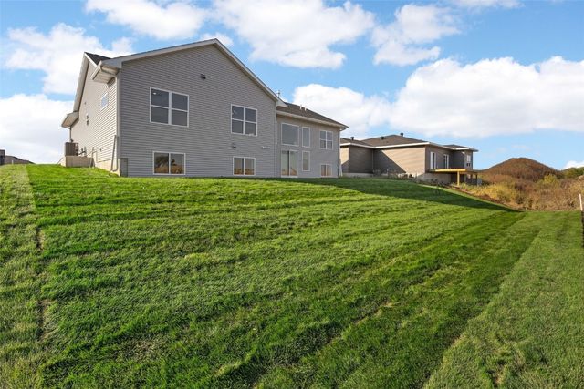 1525 3rd Street SW, Mt Vernon, IA 52314