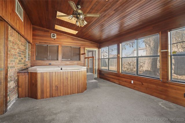 12217 E 38th Street, Tulsa, OK 74146