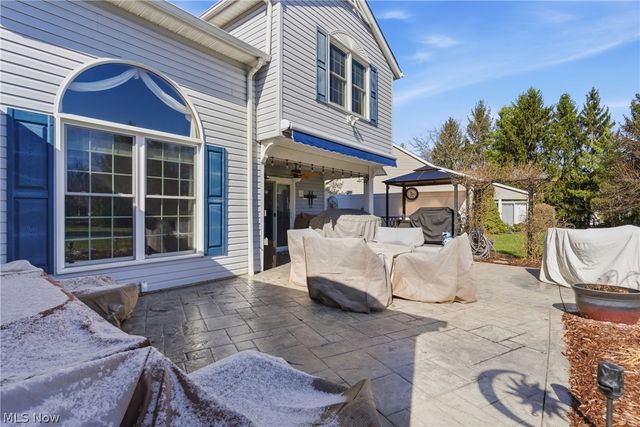 17209 Sun Meadow Trail, Strongsville, OH 44149