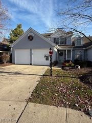 17209 Sun Meadow Trail, Strongsville, OH 44149