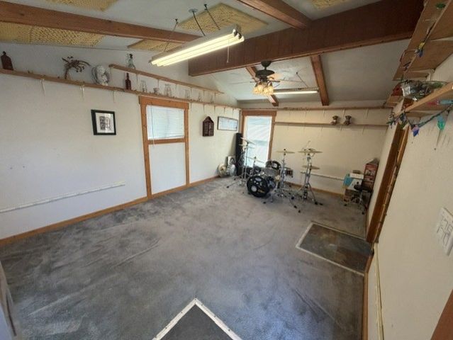 17 Sycamore Avenue, Carpentersville, IL 60110