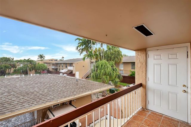 13787 SW 66th St 254D, Miami, FL 33183