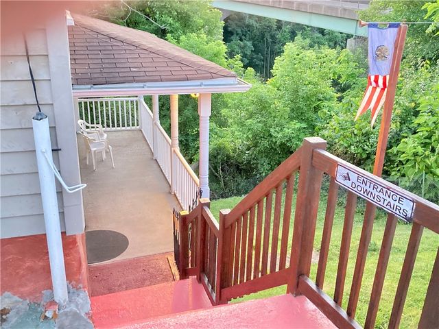 411 Rostraver St, Monessen, PA 15062
