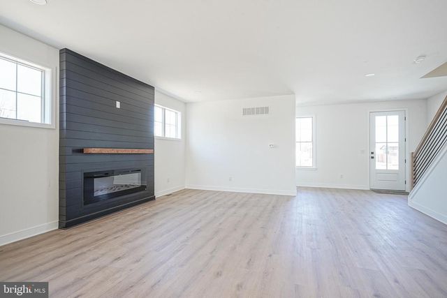 35 W COHAWKIN RD, Clarksboro, NJ 08020