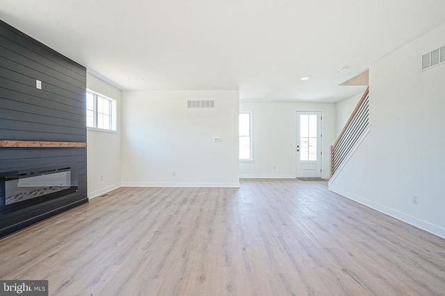 35 W COHAWKIN RD, Clarksboro, NJ 08020