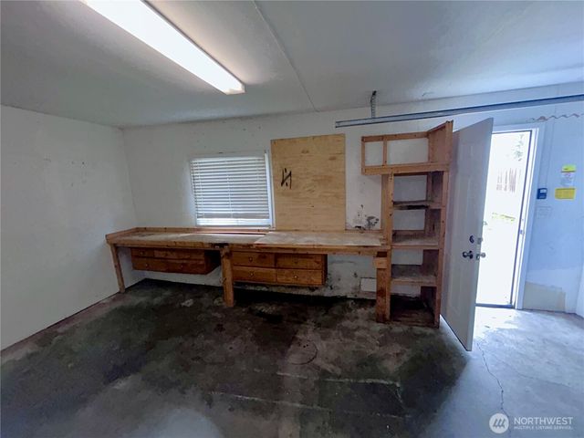 230 S 79th Street, Tacoma, WA 98408