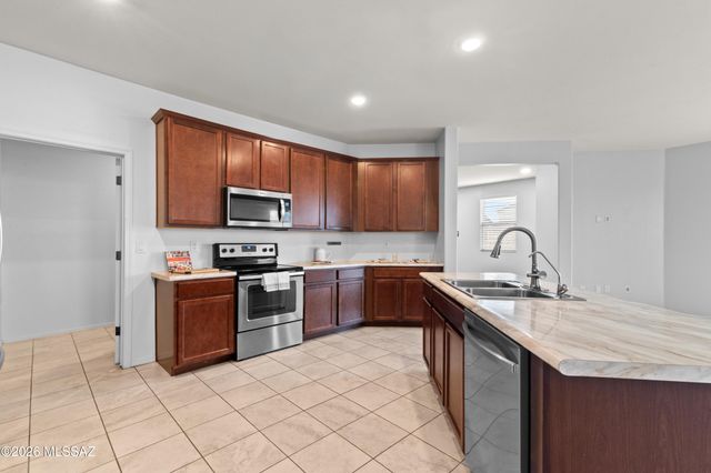 8518 W Pelican Place, Tucson, AZ 85757