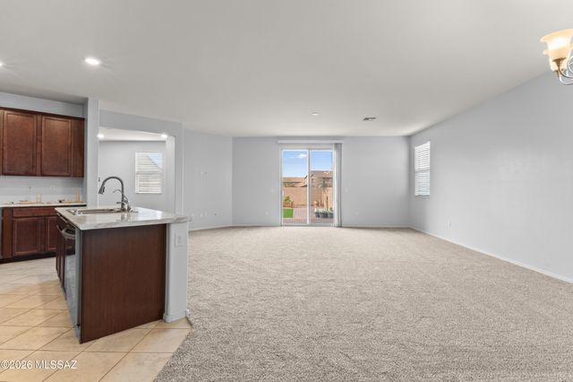 8518 W Pelican Place, Tucson, AZ 85757