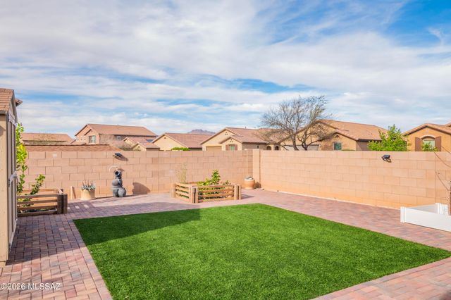 8518 W Pelican Place, Tucson, AZ 85757