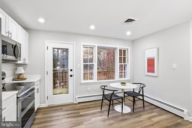 11328 VALE RD, Oakton, VA 22124