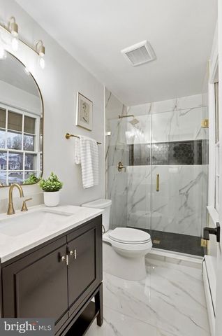 11328 VALE RD, Oakton, VA 22124