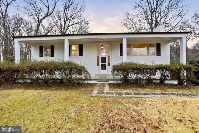 11328 VALE RD, Oakton, VA 22124