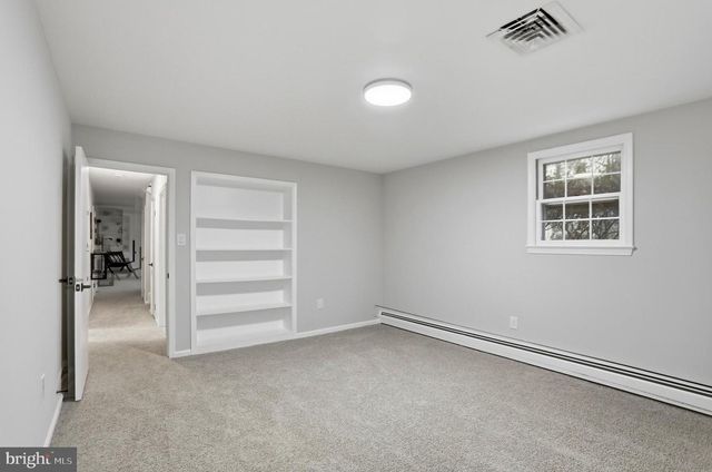 11328 VALE RD, Oakton, VA 22124