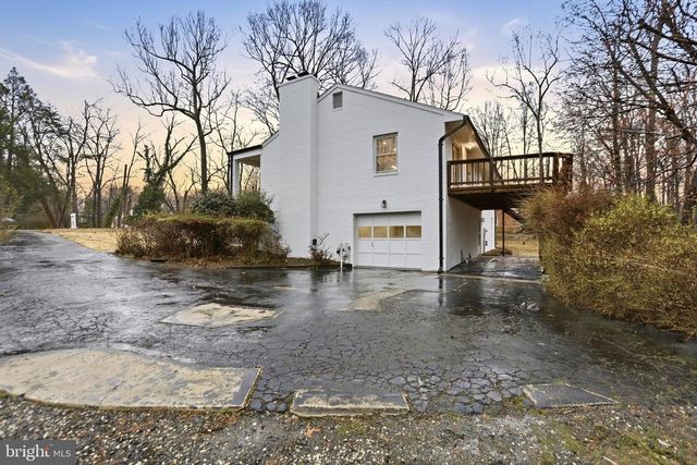 11328 VALE RD, Oakton, VA 22124