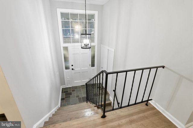 11328 VALE RD, Oakton, VA 22124