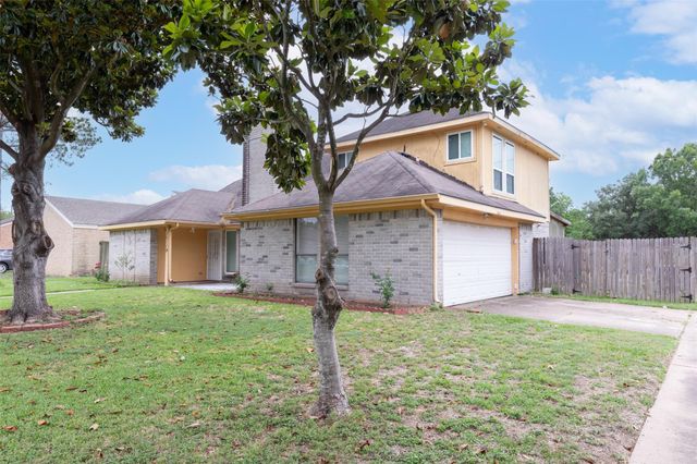 15119 Plaza Libre Drive, Houston, TX 77083