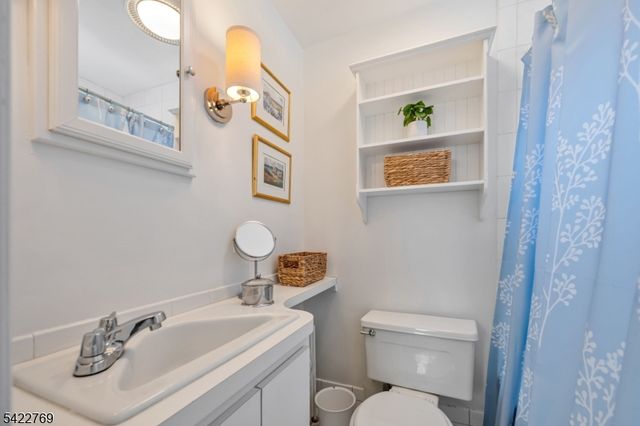 716 Morningside Rd, Ridgewood Village, NJ 07450