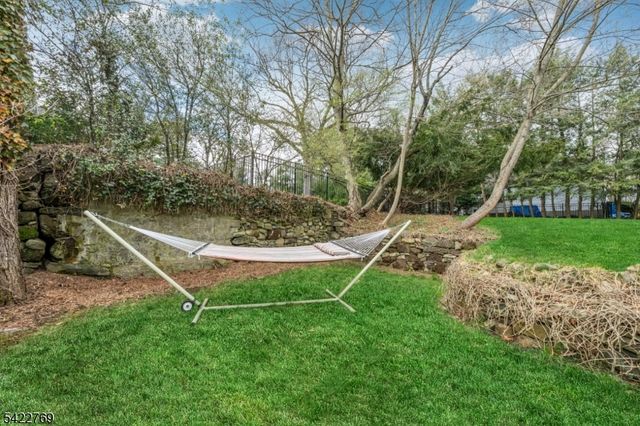 716 Morningside Rd, Ridgewood Village, NJ 07450