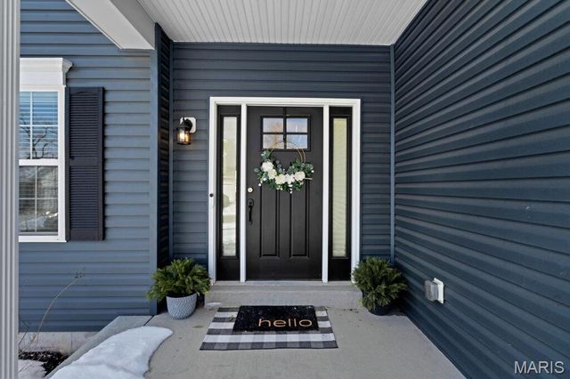 16737 River Stone Drive, Florissant, MO 63031