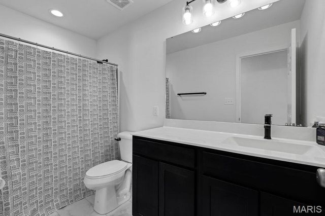 16737 River Stone Drive, Florissant, MO 63031