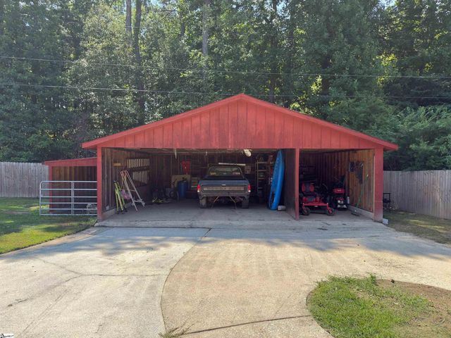 213 Briarwood Drive, Belton, SC 29627