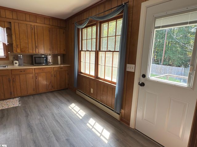 213 Briarwood Drive, Belton, SC 29627