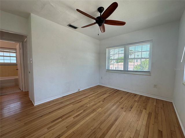 1800 PASS A GRILLE WAY 5, St Pete Beach, FL 33706