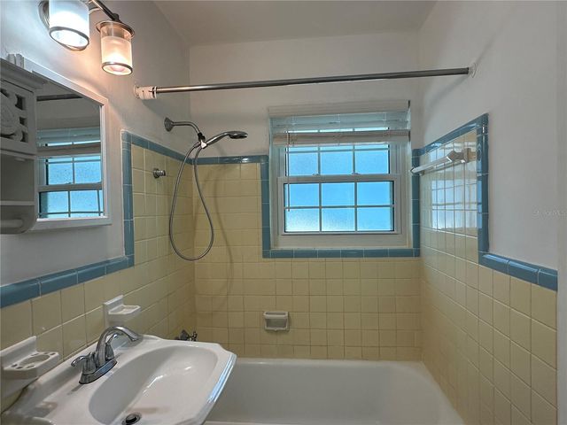 1800 PASS A GRILLE WAY 5, St Pete Beach, FL 33706