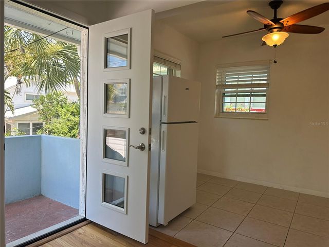 1800 PASS A GRILLE WAY 5, St Pete Beach, FL 33706
