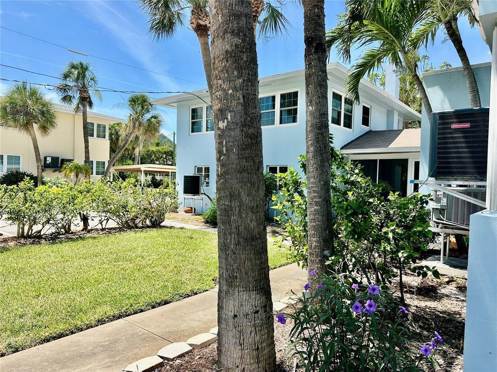 1800 PASS A GRILLE WAY 5, St Pete Beach, FL 33706