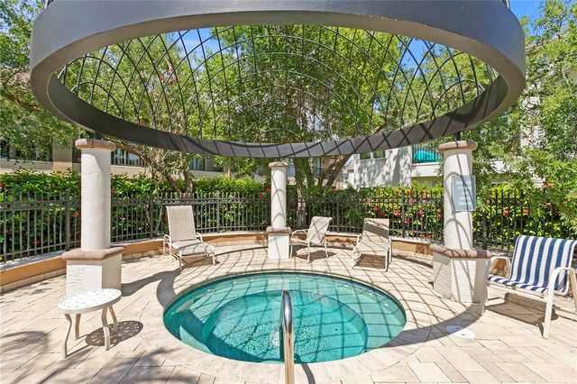 1040 NORMANDY TRACE ROAD, Tampa, FL 33602