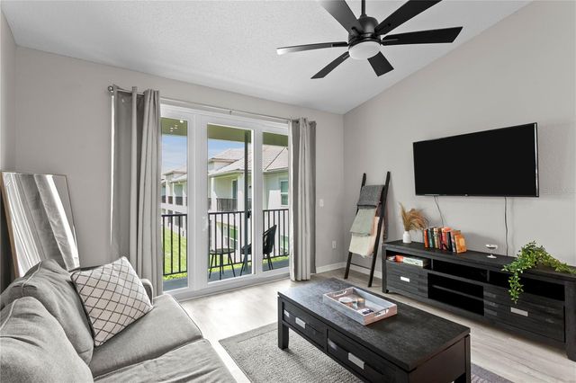 1040 NORMANDY TRACE ROAD, Tampa, FL 33602