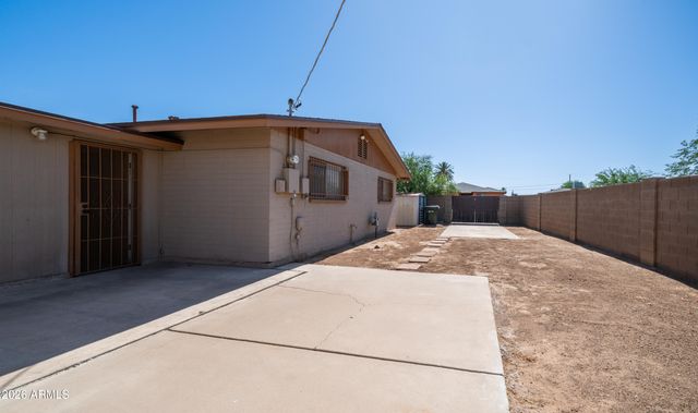 1951 E MARGUERITE Avenue, Phoenix, AZ 85040