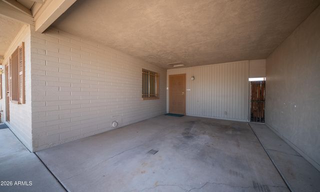 1951 E MARGUERITE Avenue, Phoenix, AZ 85040