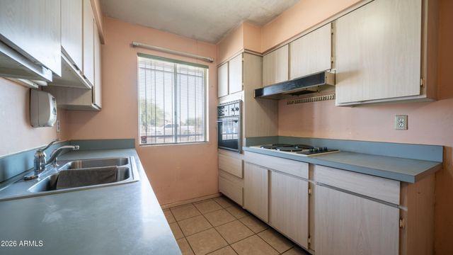 1951 E MARGUERITE Avenue, Phoenix, AZ 85040